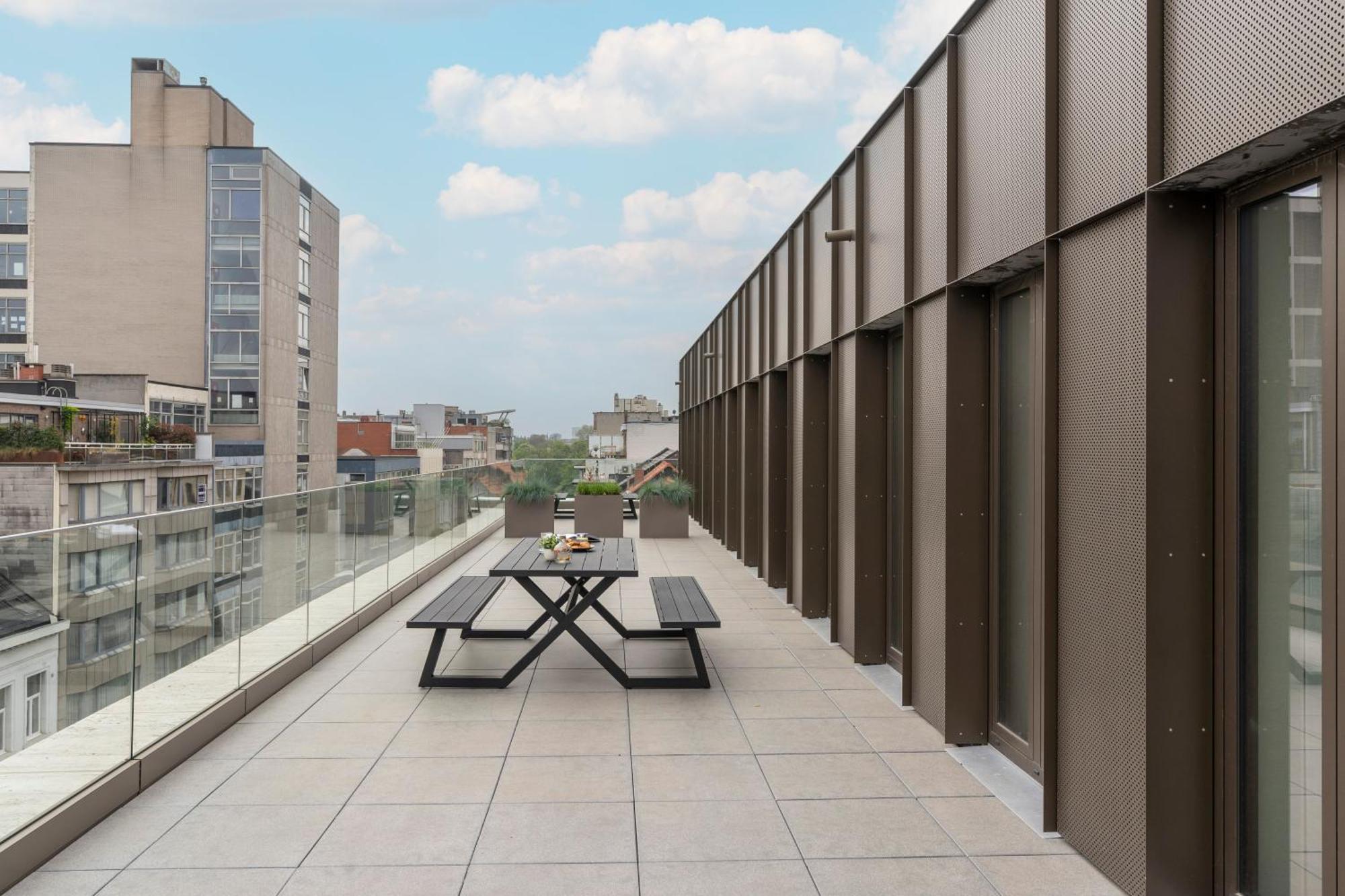 Yays Antwerp Opera By Numa Aparthotel Bagian luar foto