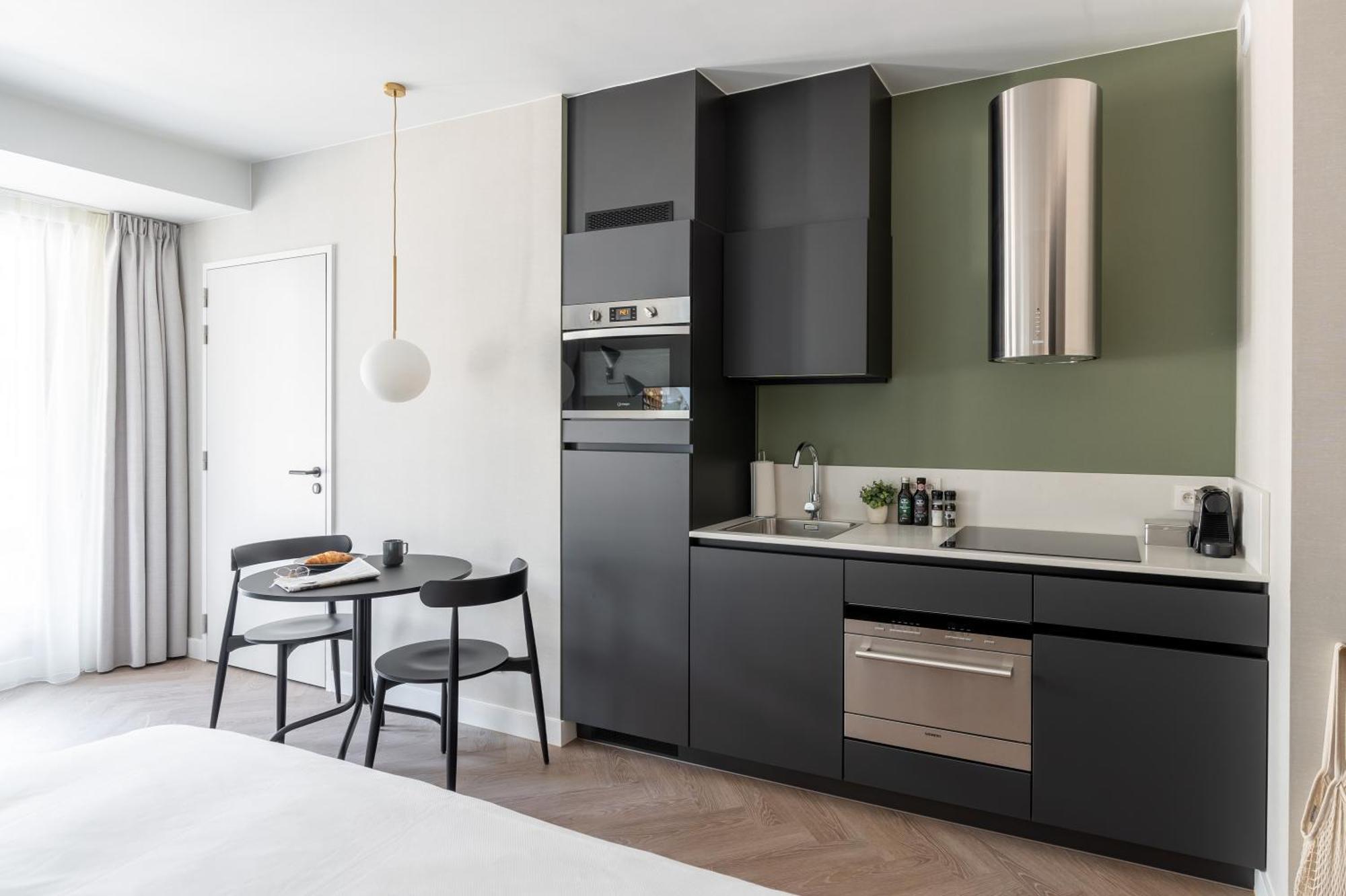 Yays Antwerp Opera By Numa Aparthotel Bagian luar foto